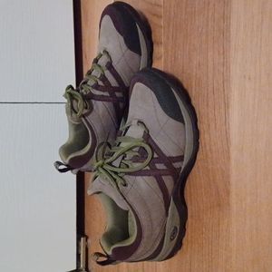 Chaco hiking shoes, brand new, never worn